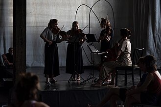 (c) Michael Moennich