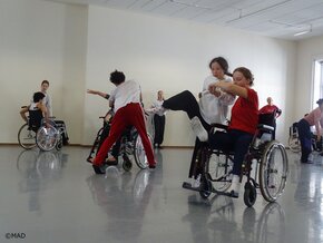 Foto vom Aktionstag am Institut für Tanz (Oktober 2024) © MAD-Mixed-Abled Dance and Performance