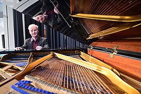 Kolja Lessing, 2021, fotografiert von Wolfgang Schmidt, für die Sächsische Mozart-Gesellschaft e.V.