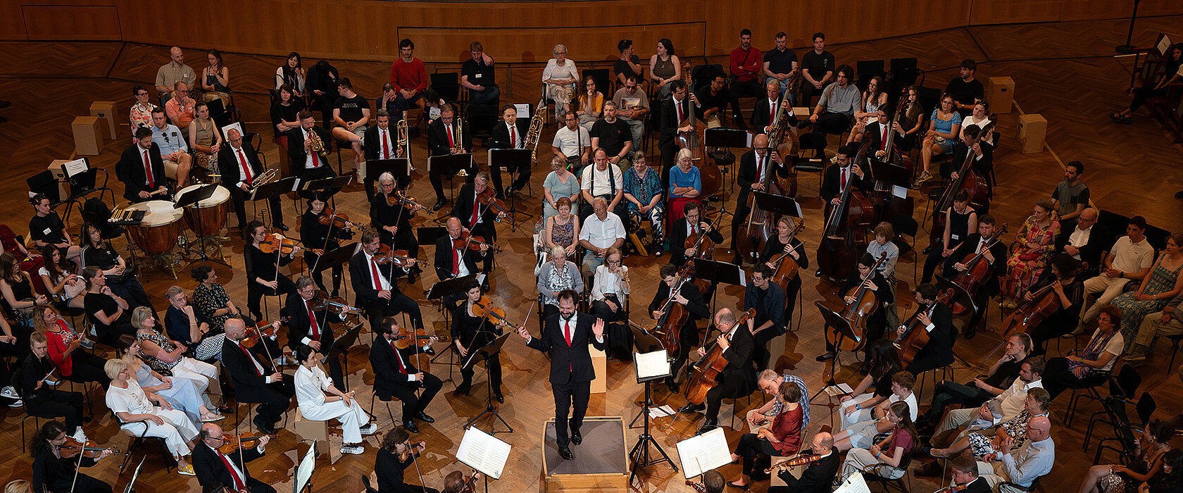 Die Wiener Symphoniker unter Leitung von P. Popelka bei „Im Klang berührt" © Andrea Humer/WSY