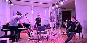 Studierende der Ensembles Improvisation Experimentell aus dem Studiengang Tasteninstrumente und der Jazz Combo für free Improvisation aus dem Studiengang Jazz © Jean Beers / Echoraum Wien© Jean Beers