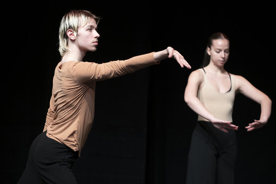 Tänzer*innen der MUK, fotografiert von Laurent Ziegler