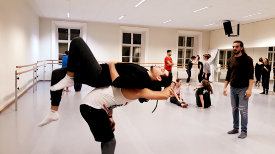 Dance in Change © Elena Lupták