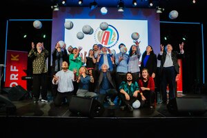 Gruppenbild der Gewinner*innen des Österreichischen Jazzpreises, fotografiert von Sabine Biedermann