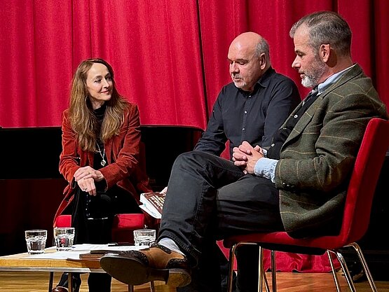 v.l.n.r.: Susana Zapke, Thomas Mießgang und Wolfgang Fichna