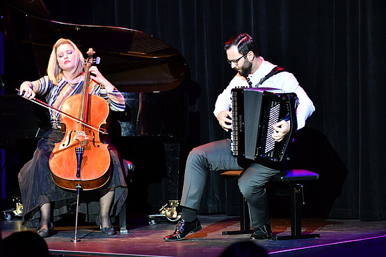 Duo Arcord: Ana Topalovic und Nikola Djoric © W. Simlinger