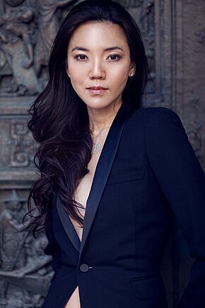 Vortrag von Yoka Wao (Topstar Takarazuka-Revue 2000—2006)