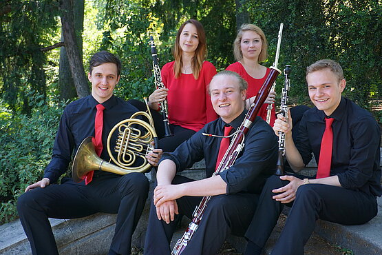 von li. nach re.: Max Pichler, Andrea Götsch, Andreas Stocker, Eva Fandl und Felix Hagn © Pentaklang Ensemble