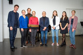 Karl-Heinz Schütz, Andrea Wild, Arno Steinwider und Sabine Pröglhof-Karner (MUK) mit Michel Moragues (ONF) und den Studierenden aus der Masterclass