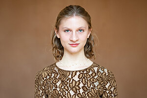 Porträt von Madita Warter, fotografiert von Bettina Salomon