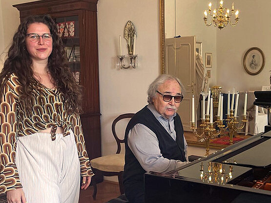 Bianca Basler und Sylvester Levay proben bereits für die Feier © Privat 
