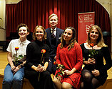 Lara Sienczak, Deike gr. Darrelmann, Max Raabe, Lea Gordin und Julia Sturzlbaum © Armin Bardel