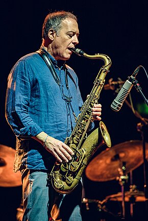 MUK.jazzorchestra feat. Andy Middleton