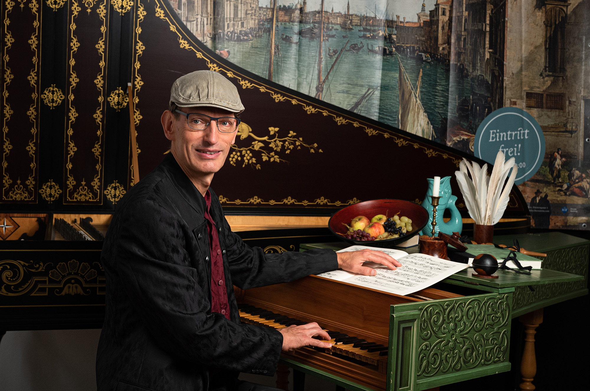 Carsten Lorenz am Cembalo, aufgenommen von Viktor Brazdil 